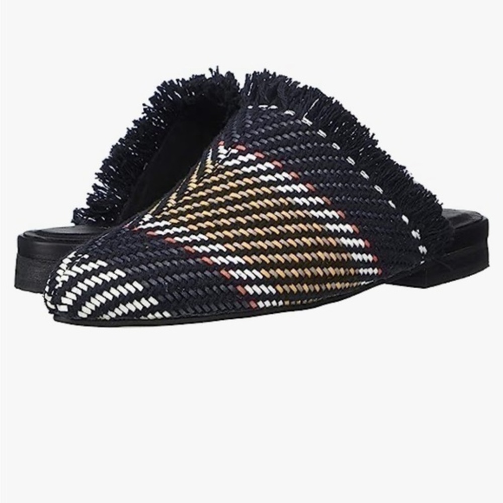 Kaanas shoes size 9.5